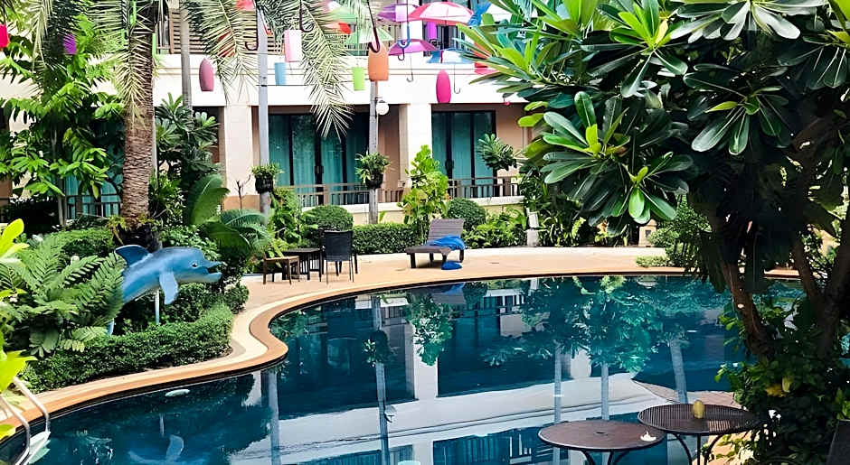 Le Casa Bang Saen Hotel