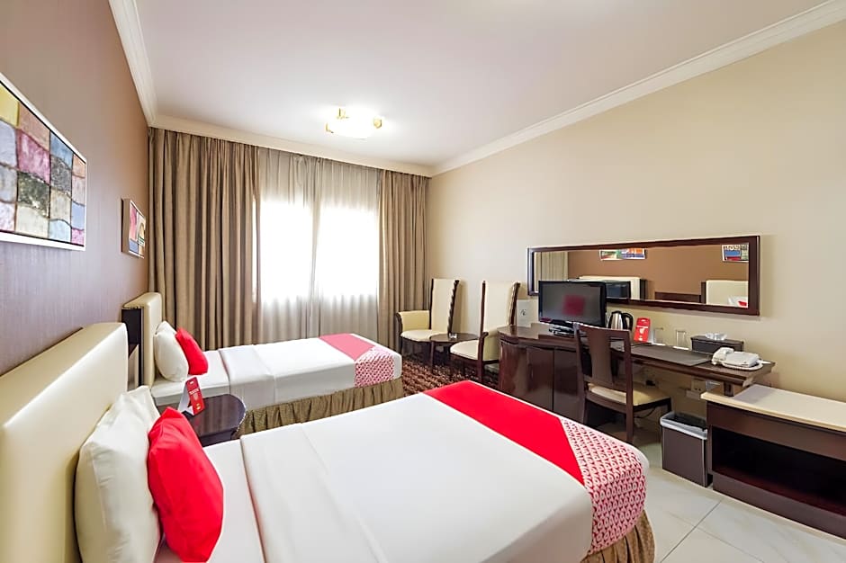 Crystal Plaza Hotel