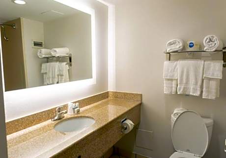 2 Queen Beds Deluxe Room Non-Smoking