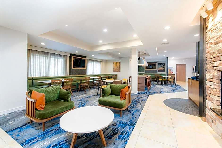 Fairfield Inn & Suites by Marriott Brunswick