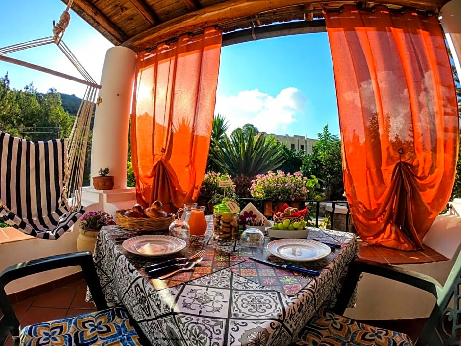 Lauricella Bed And Breakfast – Lipari, WA
