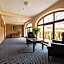Hotel Selsky Dvur - Bohemian Village Courtyard