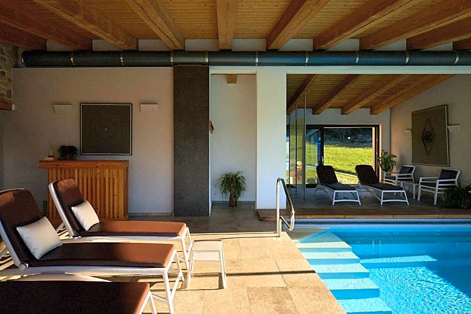Aura Relais