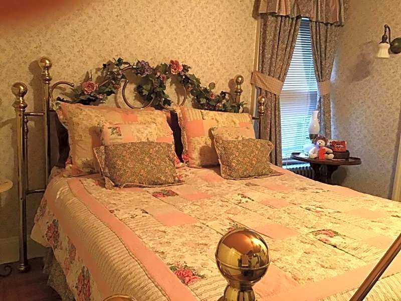 Brookview Manor Inn