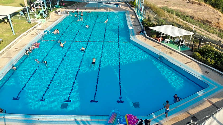 Degania Bet Kibbutz Country Lodging
