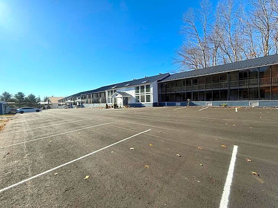 Travelodge by Wyndham Lincoln Near White Mountain