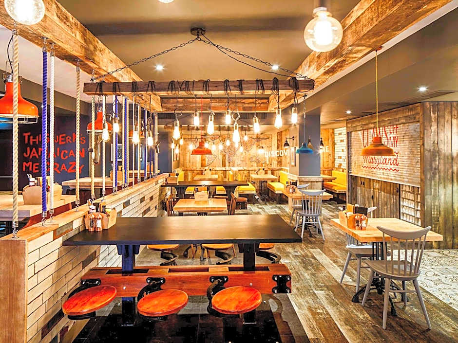 Manchester Portland By Sunday