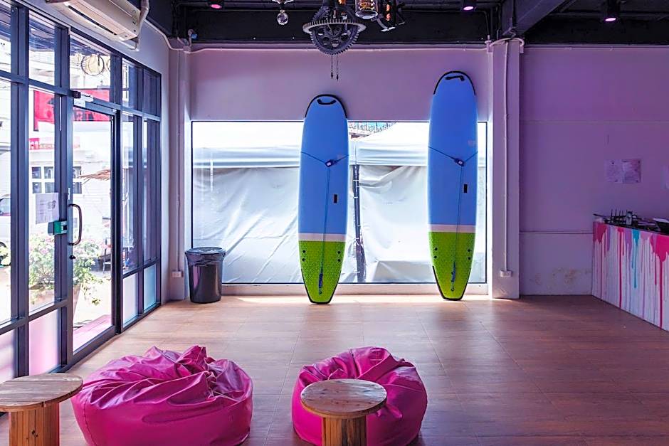 Slumber Surf Phuket Kata