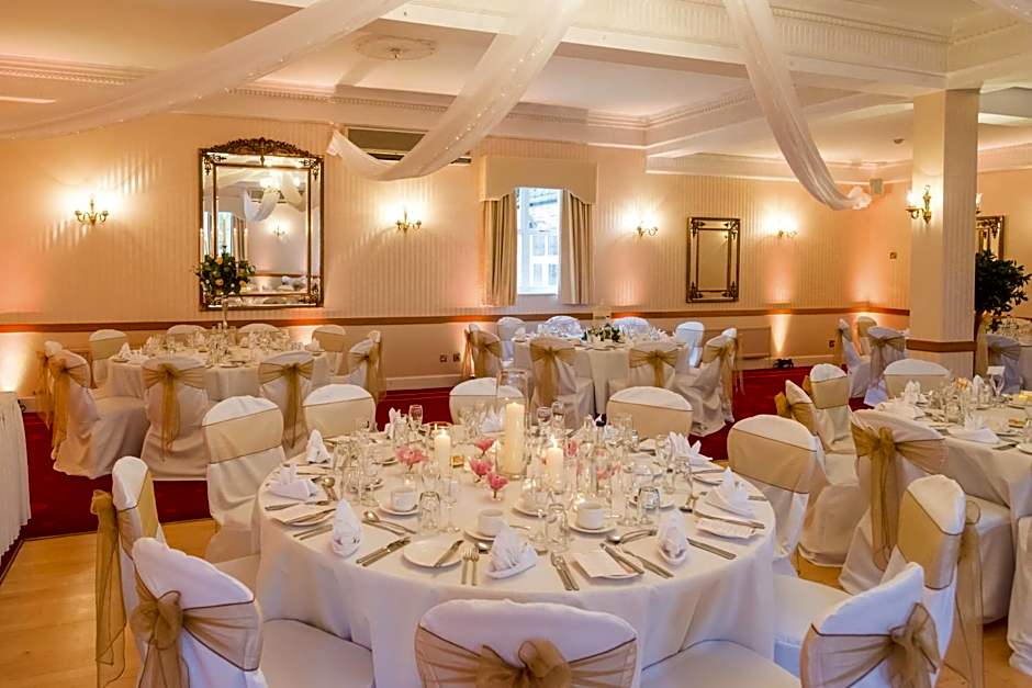 Glen-Yr-Afon House Hotel