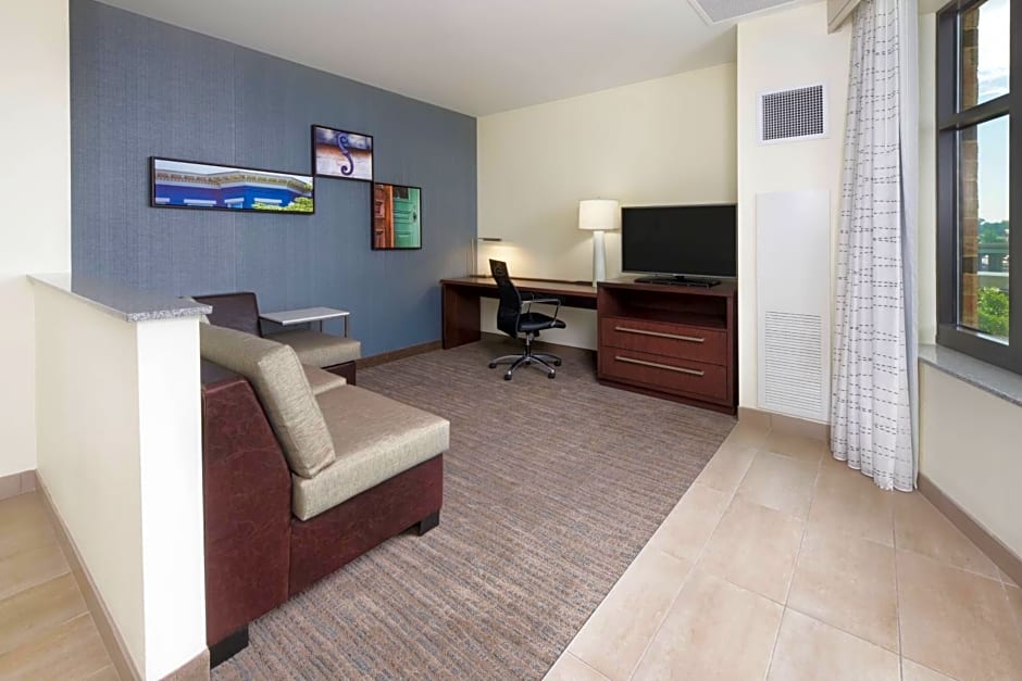 Residence Inn by Marriott Richmond Downtown