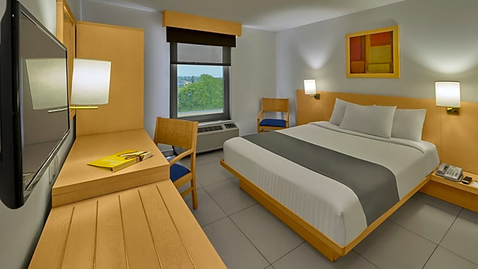 City Express by Marriott Lazaro Cardenas