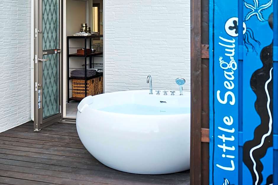 Little Seagull by SANA