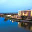 Embassy Suites by Hilton E Peoria Riverfront Conf Center