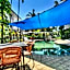 Cairns Reef Apartments & Motel