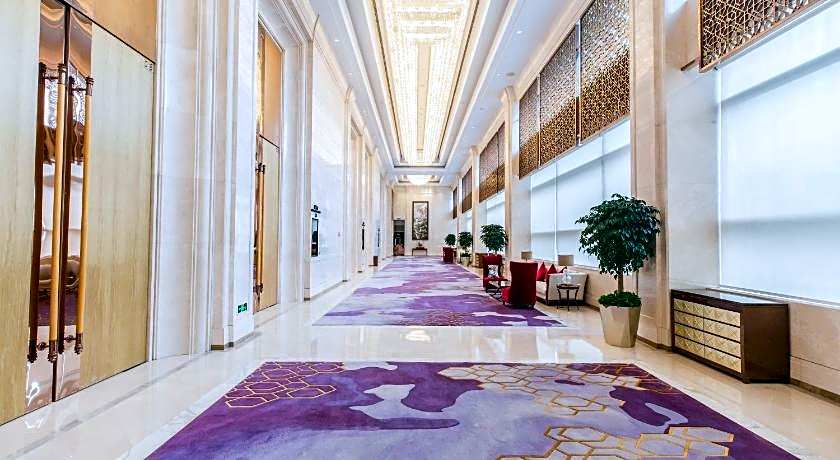 Sheraton Grand Wuhan Hankou Hotel