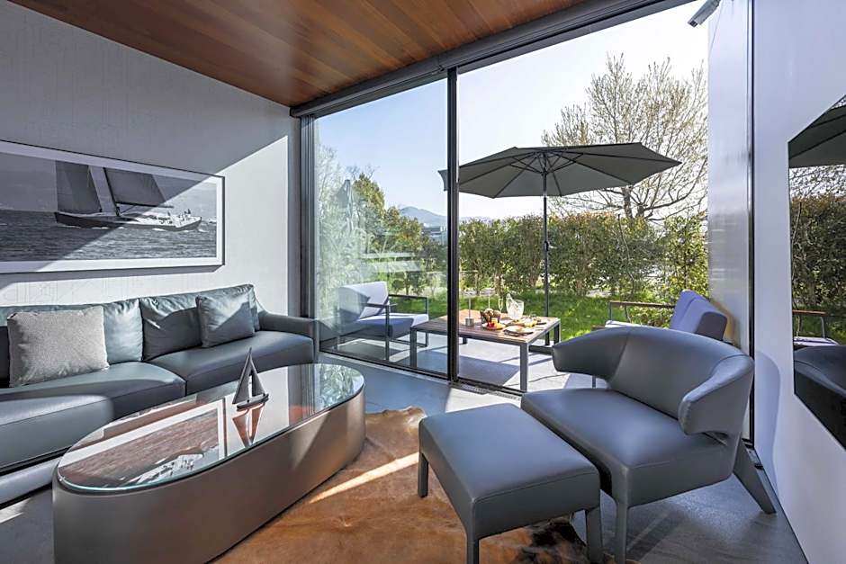 Kamo Residences by Reflections