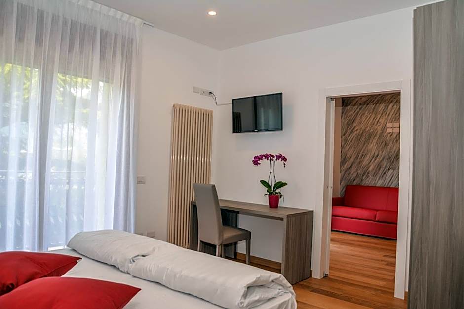 Foto 1 von 10 von Deluxe 1 Double Bed or 2 Beds, Lake View, Balcony