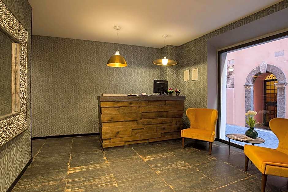 Navona Essence Hotel