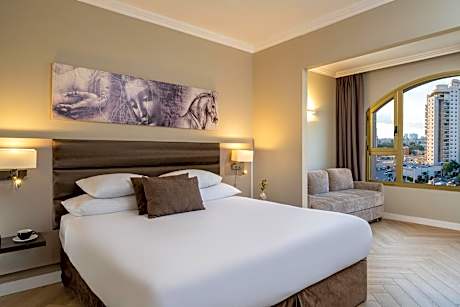 Deluxe Junior Suite