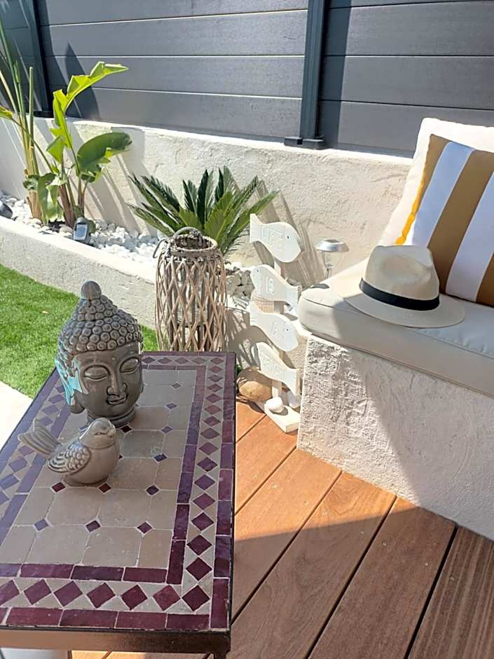 Jolie petite suite Côte d'Azur.