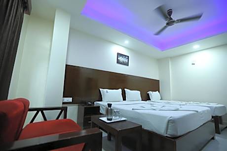 Superior Triple Room (Non-A/C)