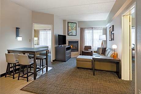 Two-Bedroom Suite