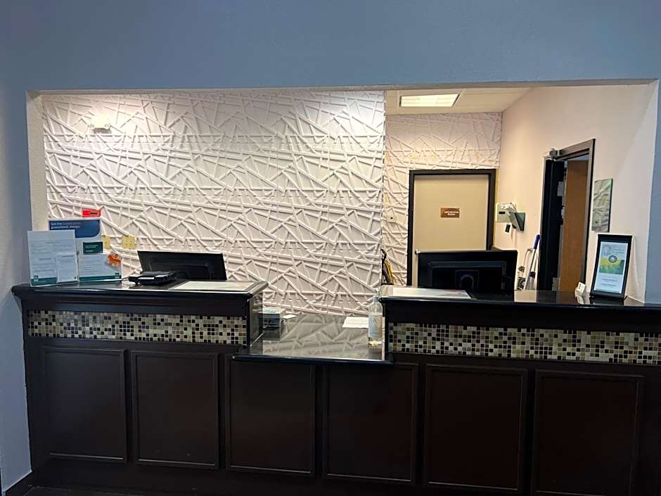 Quality Inn & Suites
