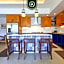 Great Apartment with Rooftop Pool