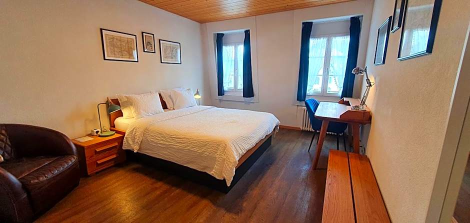 The Aarburg Hotel & Café