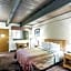 Teton West Motel