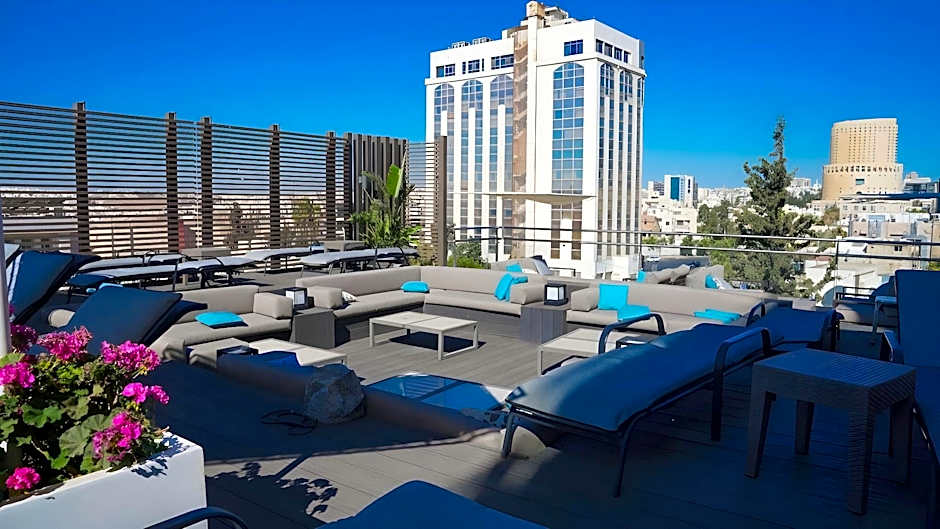 The House Boutique Suites