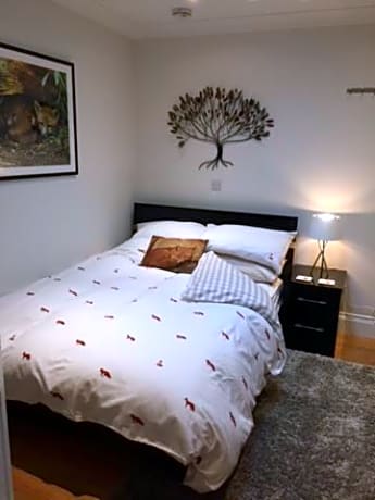 Foxes Den at Foxesway