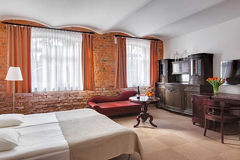 Janne Hotel with Self Check-in