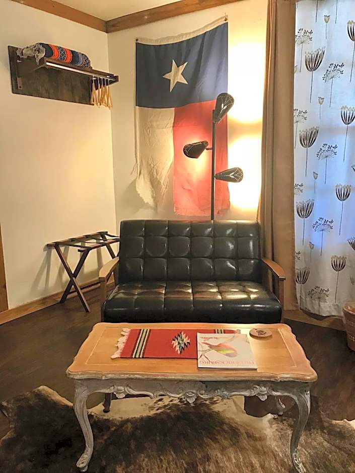 Hotel Kitsmiller on Main