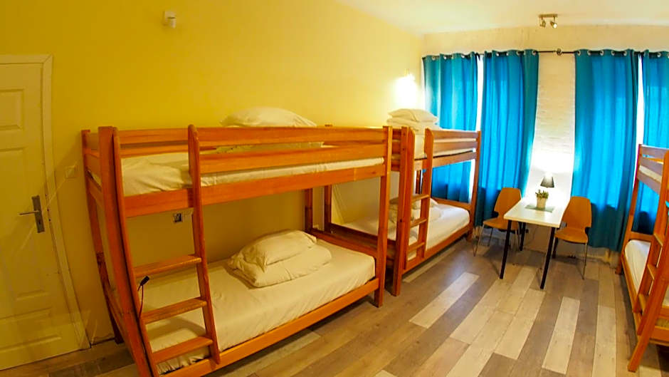 Chmielna 5 Rooms & Apartments