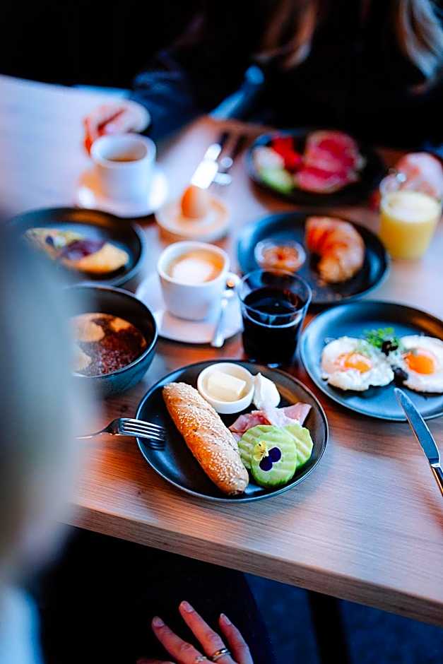 LH Suites Aparthotel - NEW since 2025