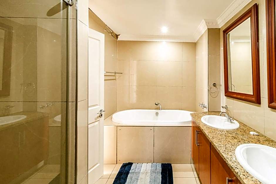 Stunning Sails on Point G405