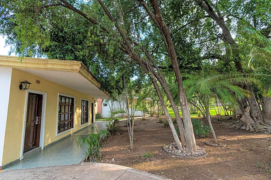 InHouse Select Hacienda Tres Rios