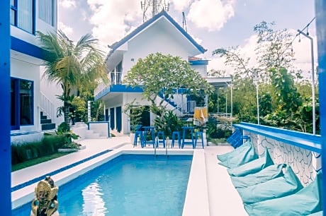 Bombora Surf Camp Hotel