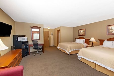 2 Queen Beds Suite Non-Smoking