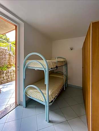 Studio with Patio and Sea View