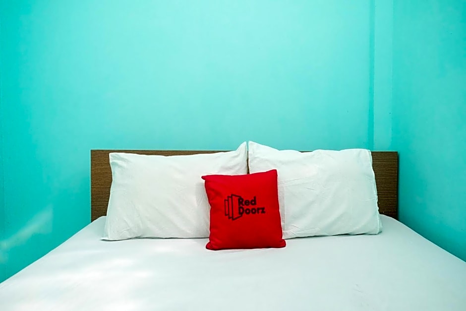 RedDoorz @ Jakal Atas KM 7