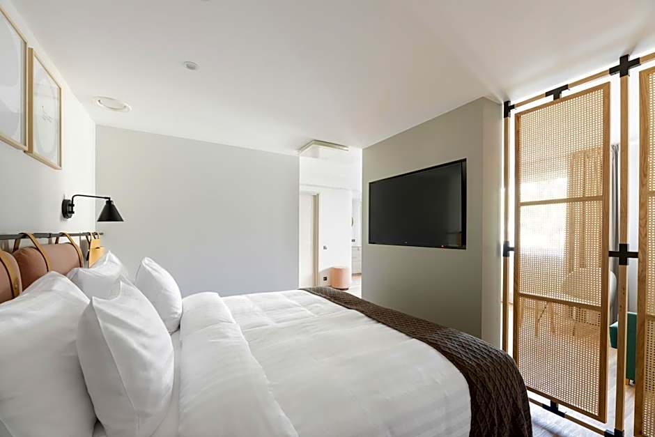 Oru Hub Hotel Tallinn - Handwritten Collection