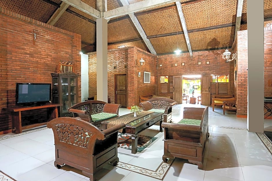 Ndalem Joglo Krawitan Syariah