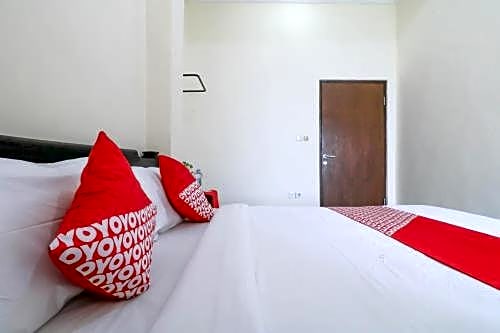 OYO 1054 Bayak Bali Hotel