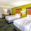 La Quinta Inn & Suites by Wyndham Mid-City