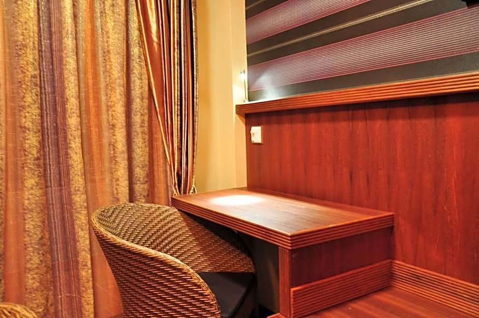 Rashu Hiyaa Hotel Dhiffushi