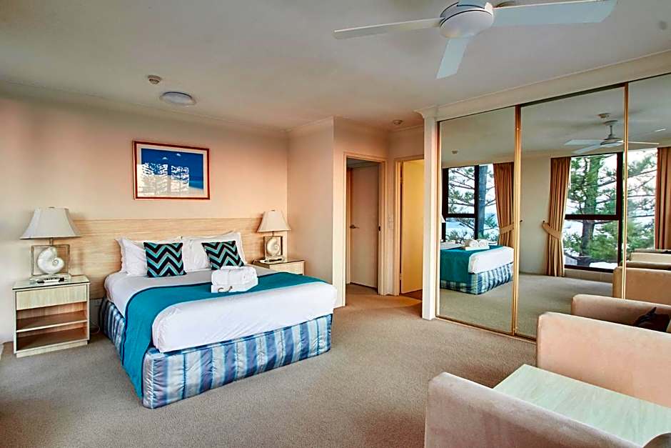 Albatross North Apartments