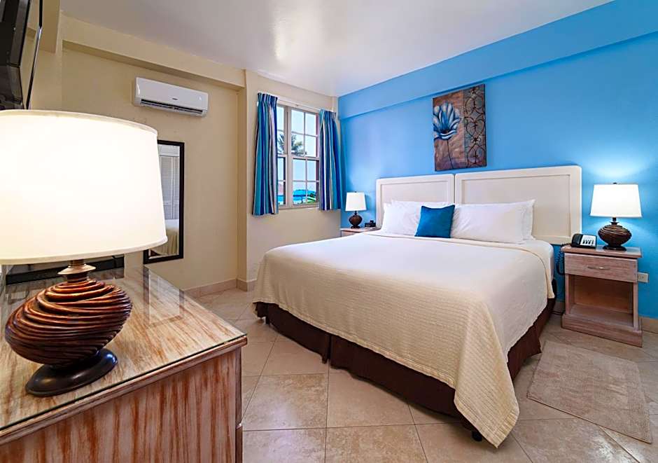 Southern Palms Beach Club