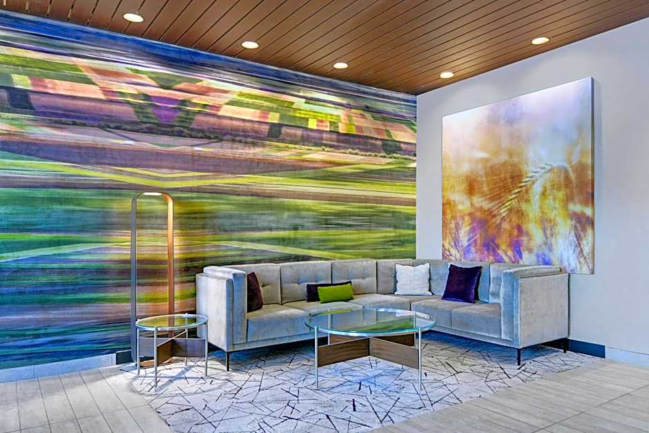 Courtyard by Marriott® Manhattan Aggieville